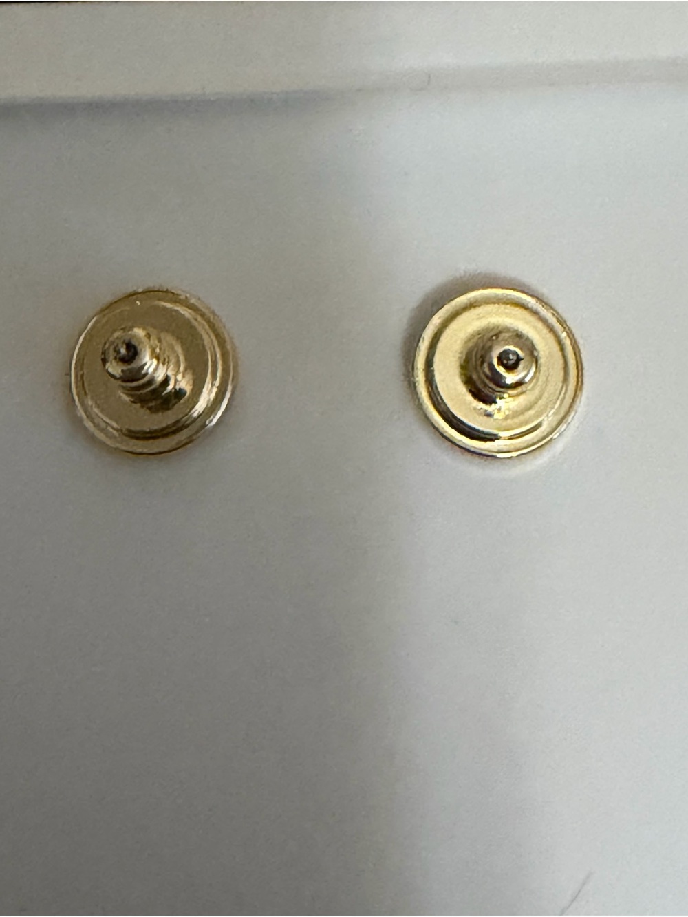 Tory Burch Logo Hexagon Circle Drop Earrings - Picture 4 of 6